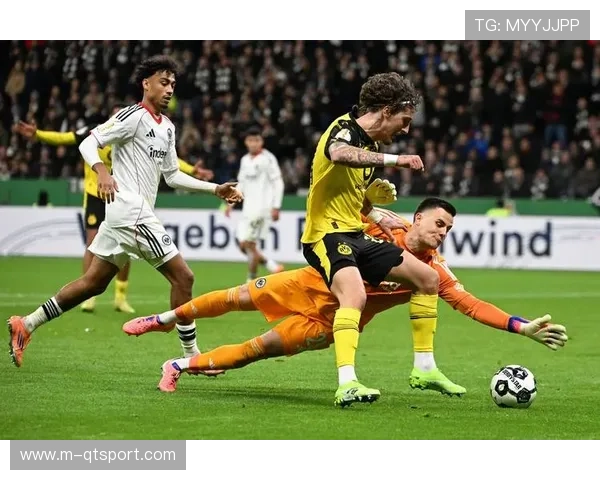 多特蒙德0-0平葡萄牙体育,仍凭首回合3-0晋级16强 多特蒙德0-0平葡萄牙体育,仍凭首回合3-0晋级16强